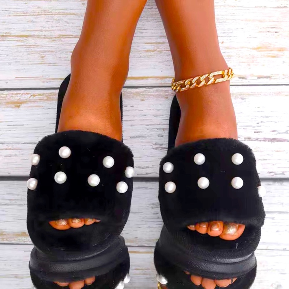Faux Pearl Bedroom Slippers